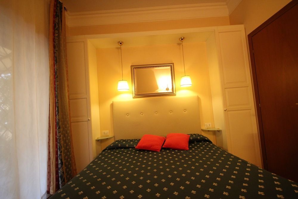 Internouno Hotel Roma Exterior foto